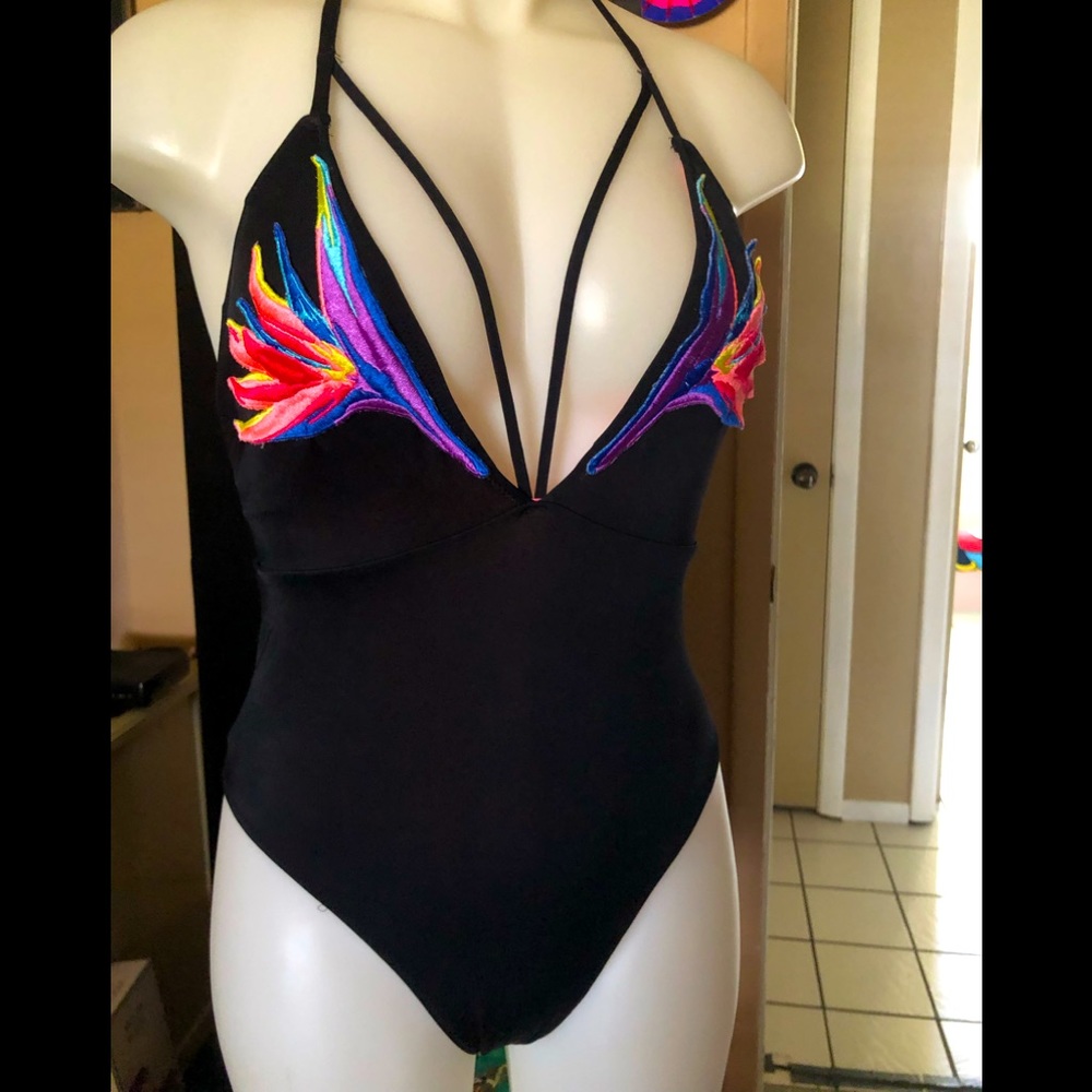 05. Very Pretty embroidered Pink brand bathing suit ☀️